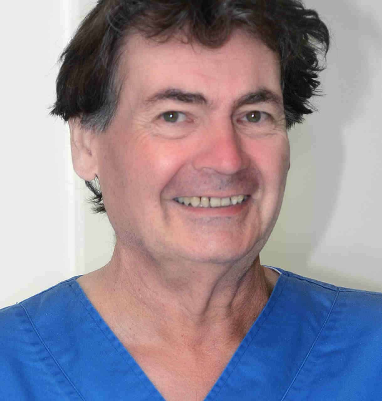 Dr. Rainer Wüsten
